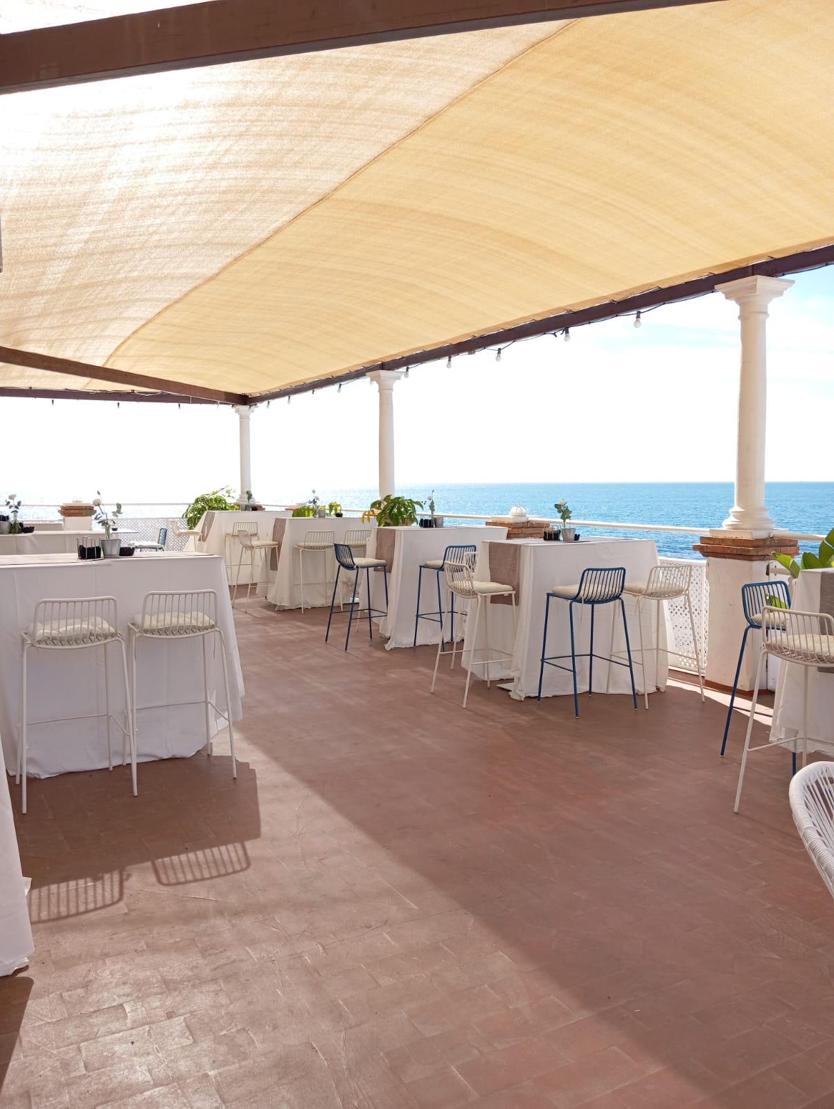 El Lounge Terrace montado